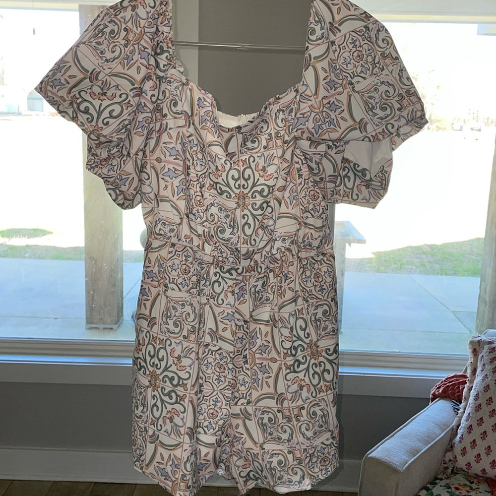 Sweet Generis Romper, Size Medium - image 1